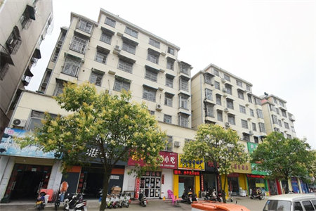 凯宇凤城尚品4室3厅2卫精装实际面积200+